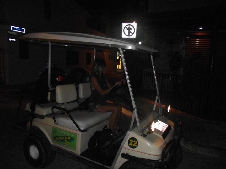 Golf-cart!