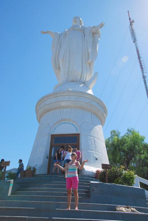 Standbeeld van Maria op Cerro San Cristobol