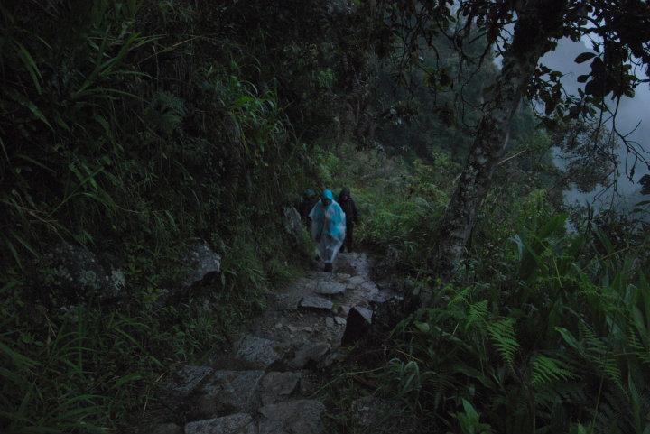 De klim naar Machu Picchu in de vroege ochtend