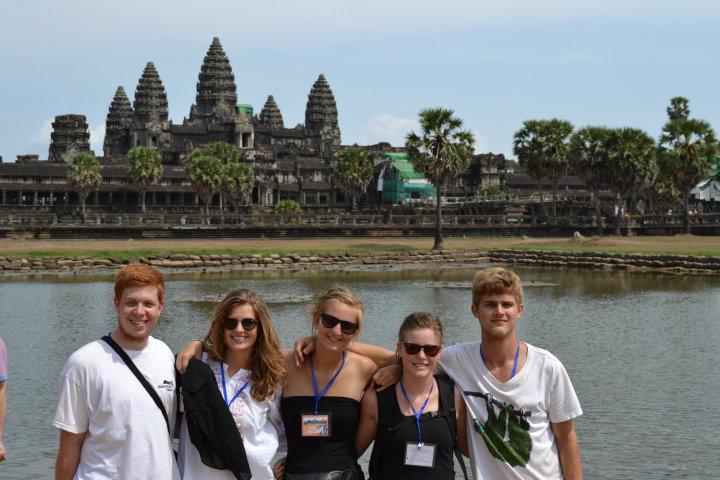 De Fem og Angkor Wat
