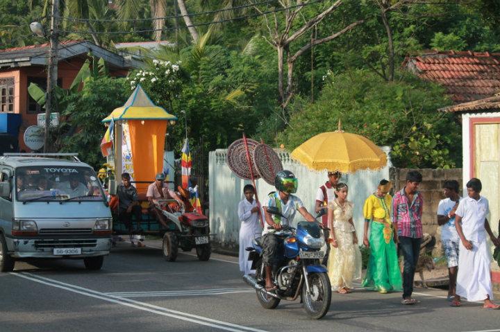 En buddistisk procession 