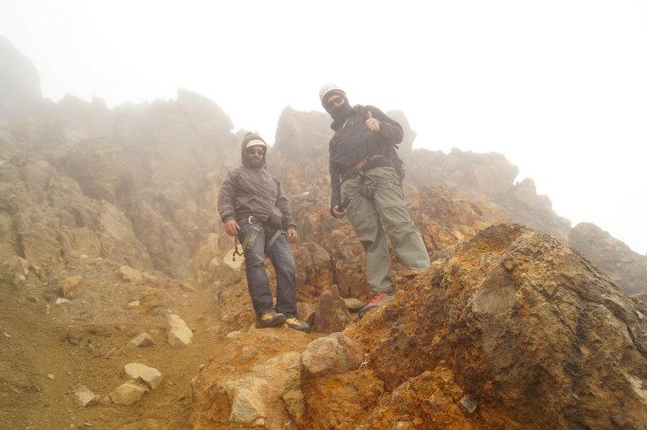 Pablo og jeg på toppen af vulkanen "Los Ilinizas"                                                                                             